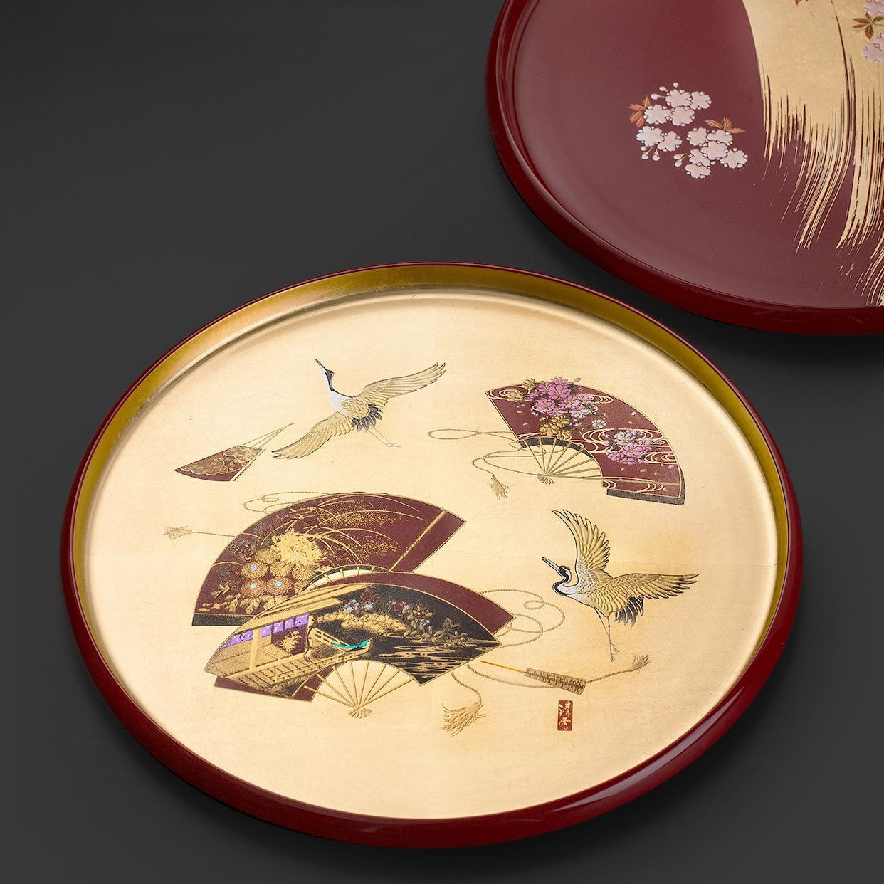 Yamanaka Shikki Gold Foil Round Tray