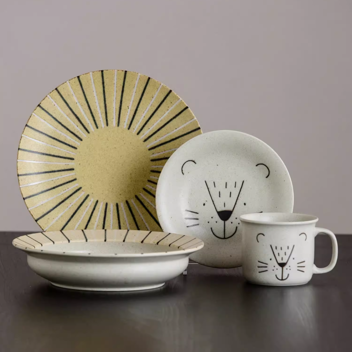 Awasaka Animal Friends Ceramic Dining Set MASU