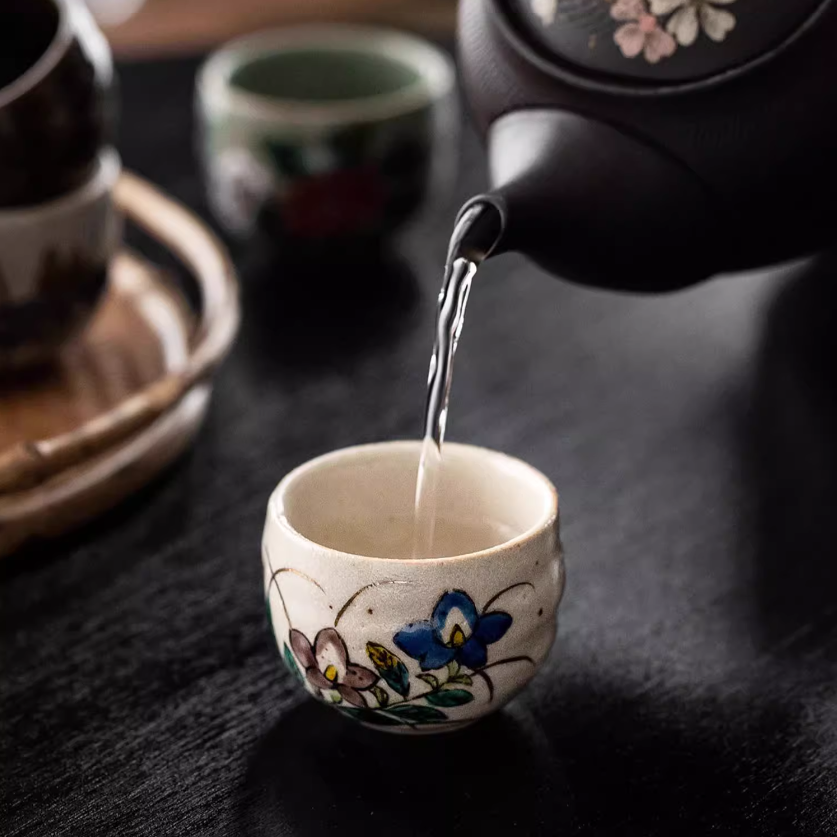 Kutaniyaki Handcrafted Goh-Souka Tea Cup Set of Five with Wooden Box