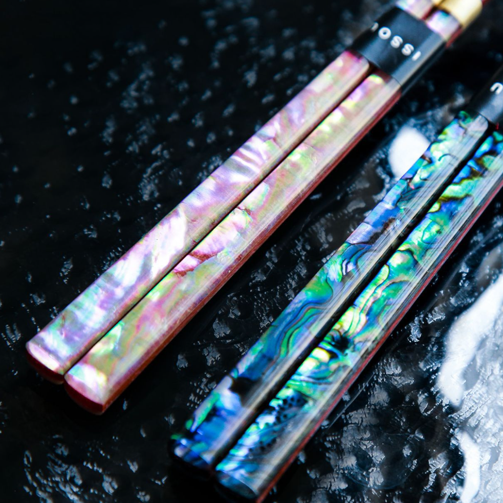 ISSOU Japanese Handcrafted Mother of Pearl Chopsticks Set