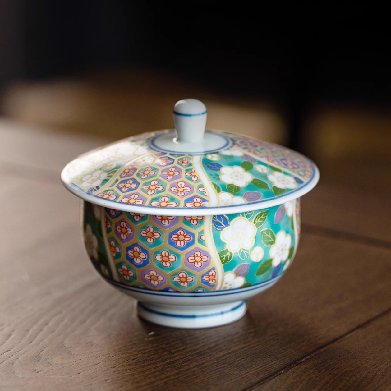 Mino Ware Hana Emaki Lidded Teacup