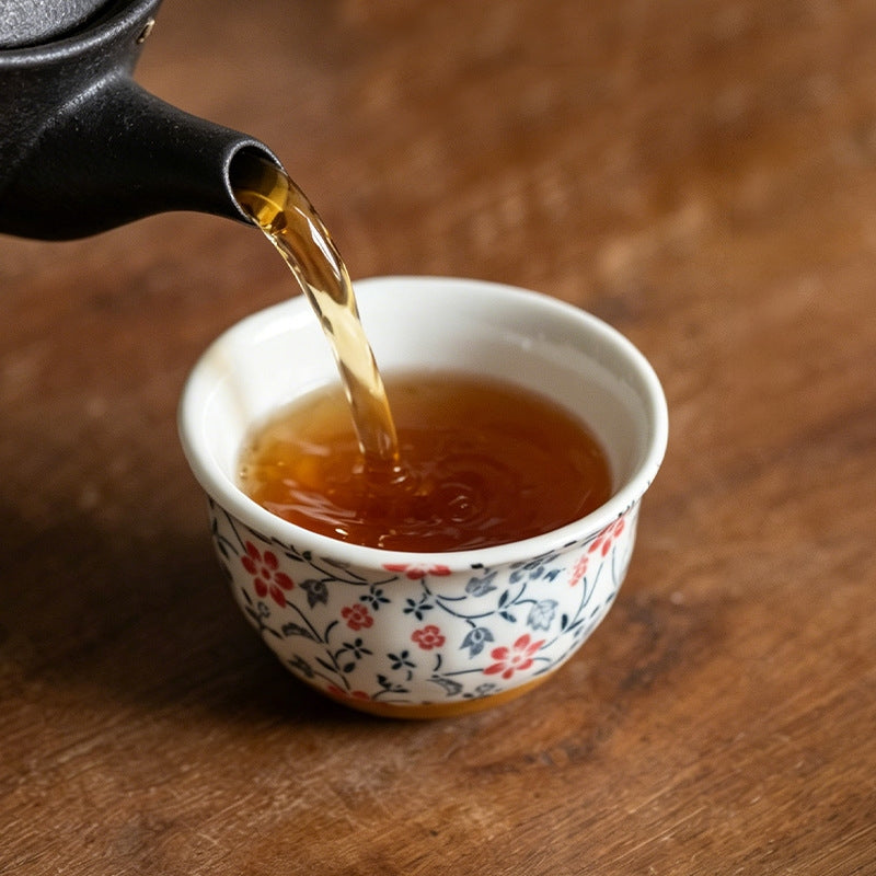 Lot de cinq tasses à thé en céramique Hatsuichi Mino Ware Usuzakura