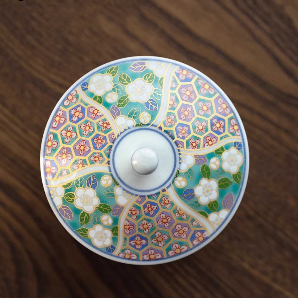 Mino Ware Hana Emaki Lidded Teacup