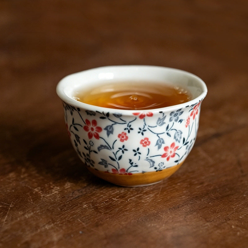 Lot de cinq tasses à thé en céramique Hatsuichi Mino Ware Usuzakura