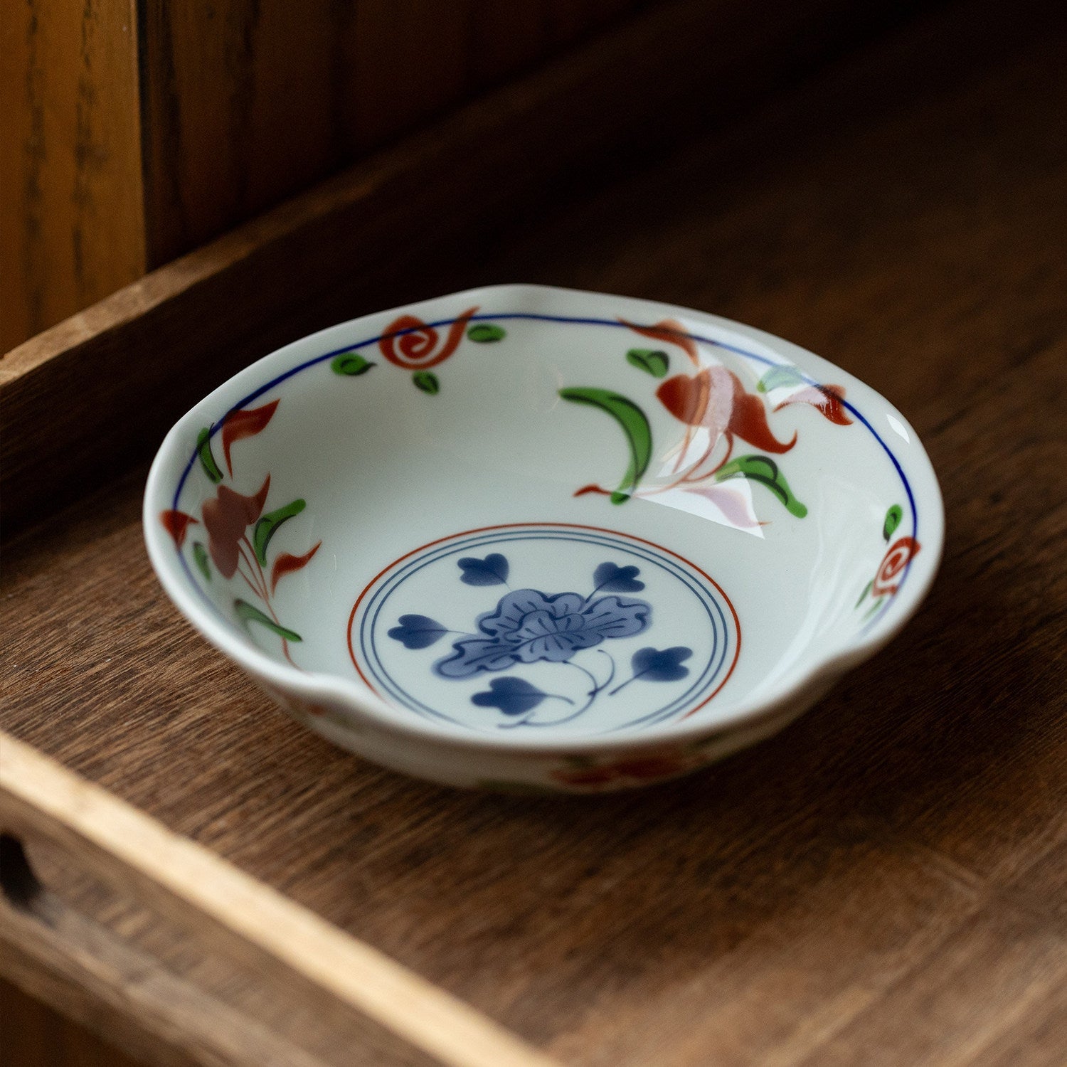 Arita Ware Handcrafted Akae Banreki Botan Kobachi Bowl