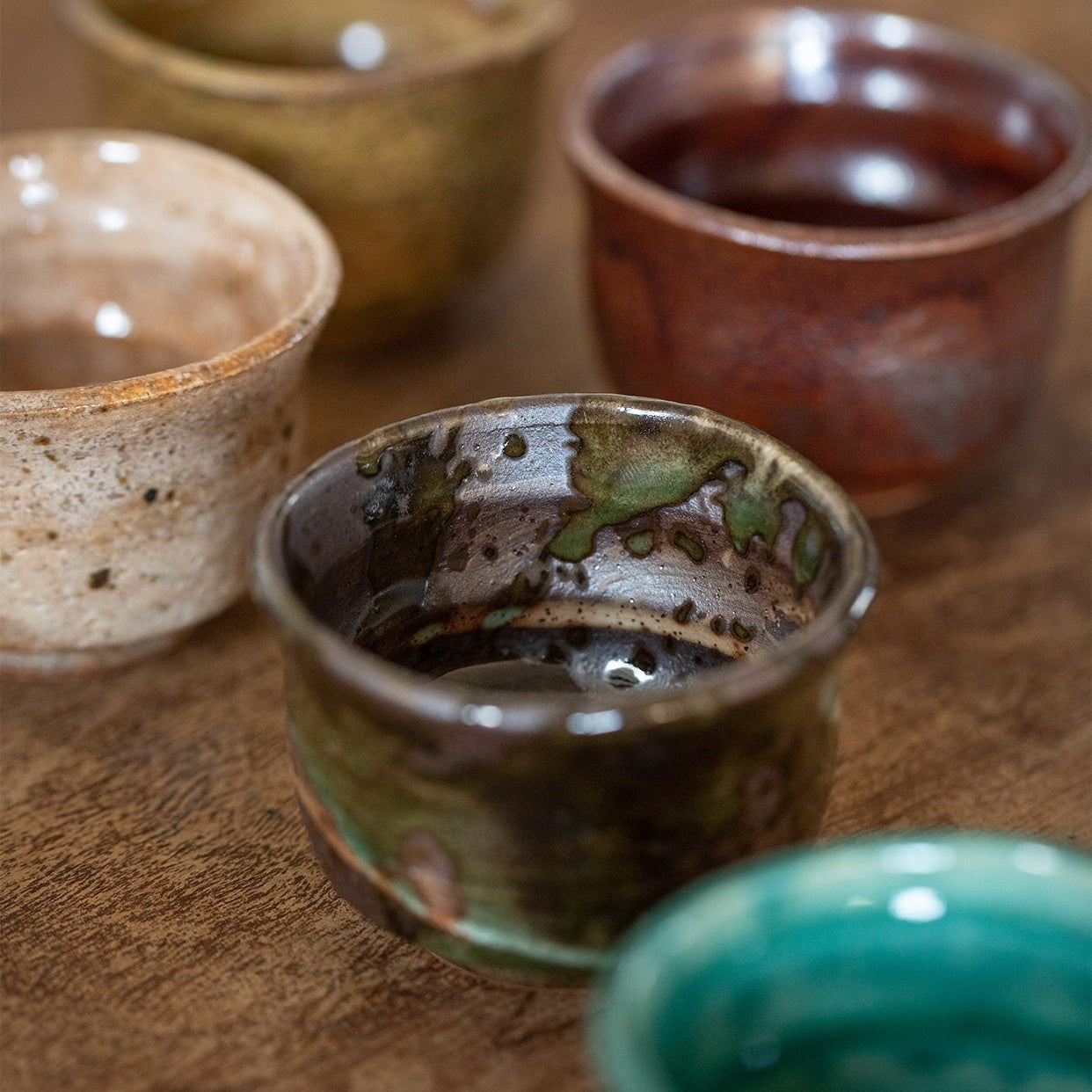 Ensemble de cinq tasses à thé Natural Wave en céramique Touji Mino Ware