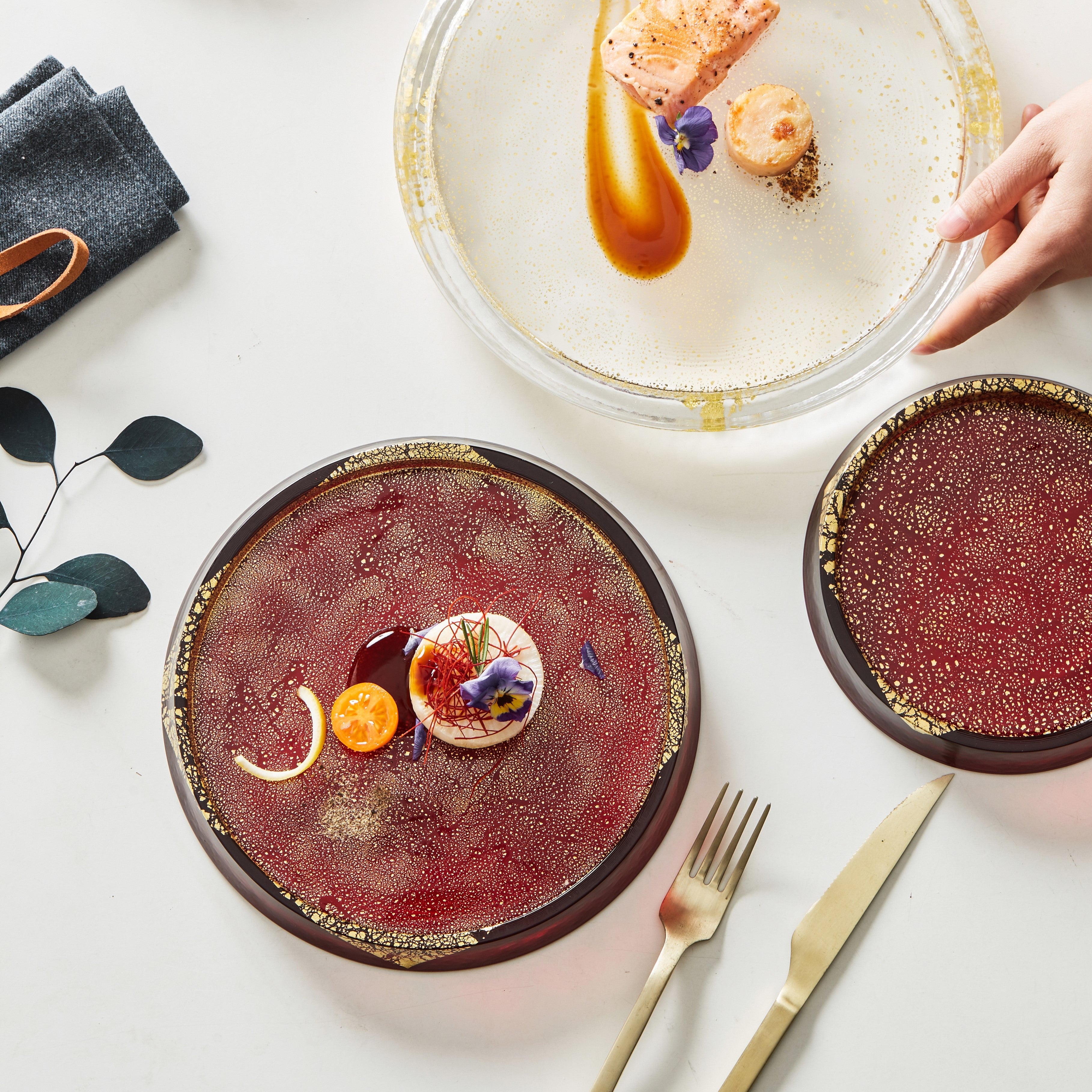 Toyo-Sasaki Handcrafted Gold Leaf Glass Plate Collection