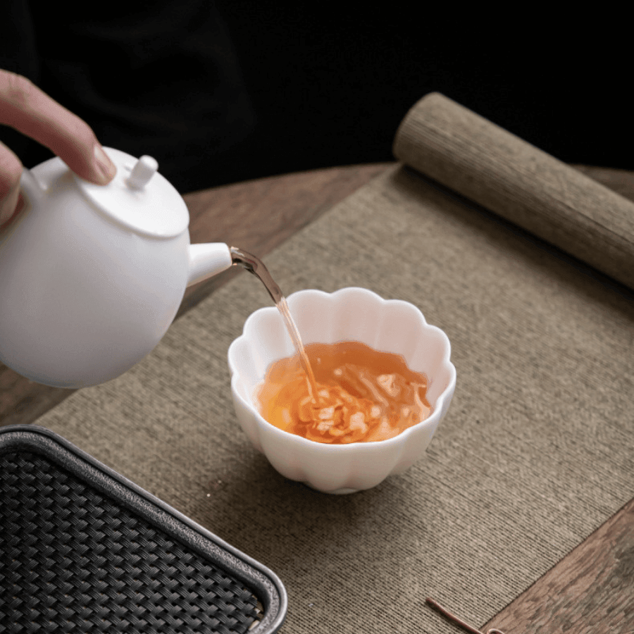 Handcrafted Ceramic Tea Cup With Embedded Ceramic Rose - MASU