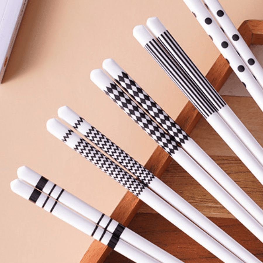 Oriental Ceramic Utensil Set With Shamoji (Rice Paddle) - MASU