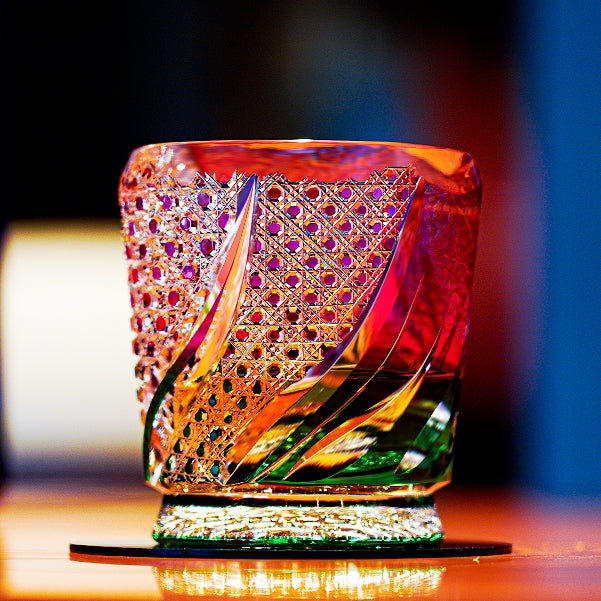 Vaso de whisky Edo Kiriko artesanal Sakura Nami con caja de madera