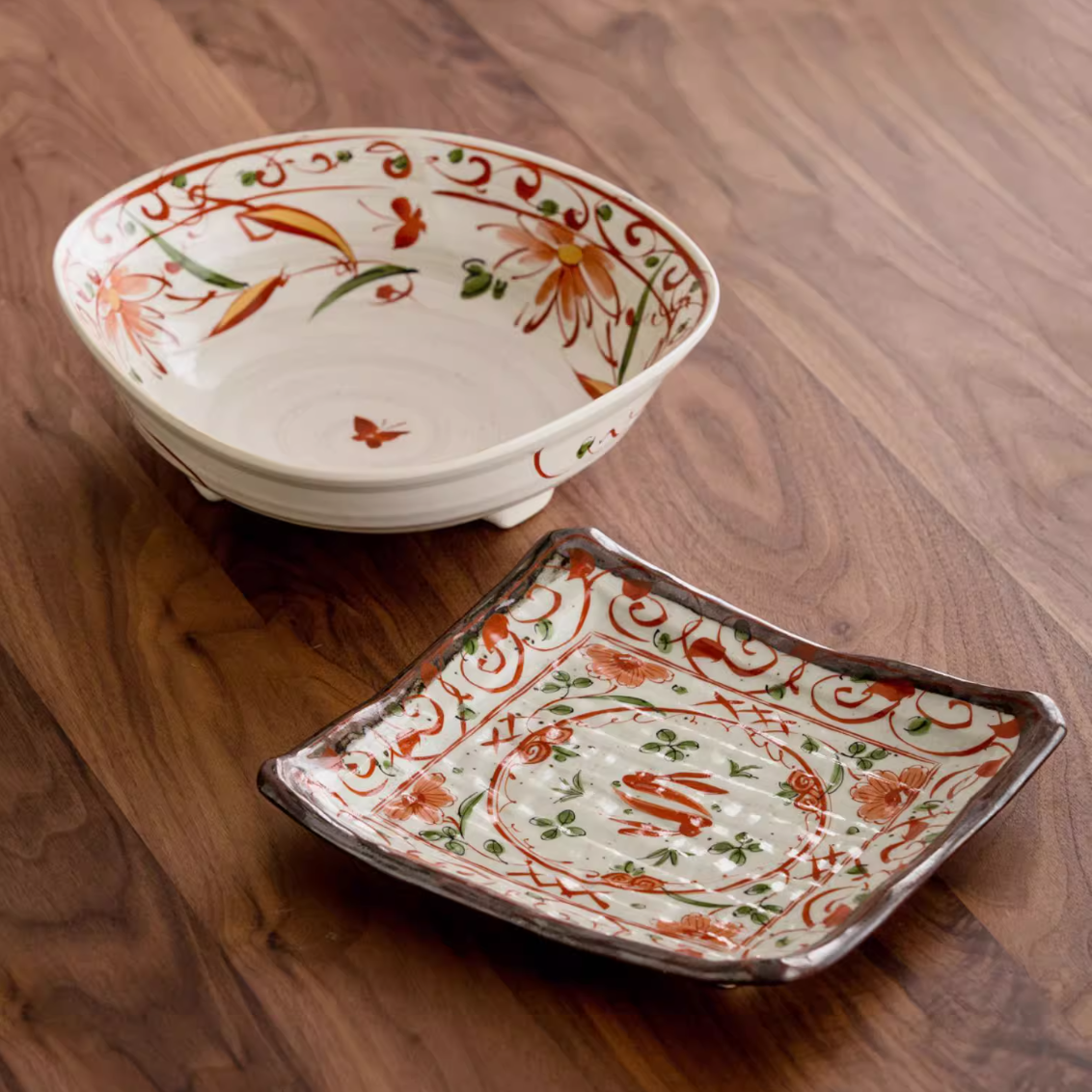 Minoware Akae Red Blossom Butterfly Dish Collection