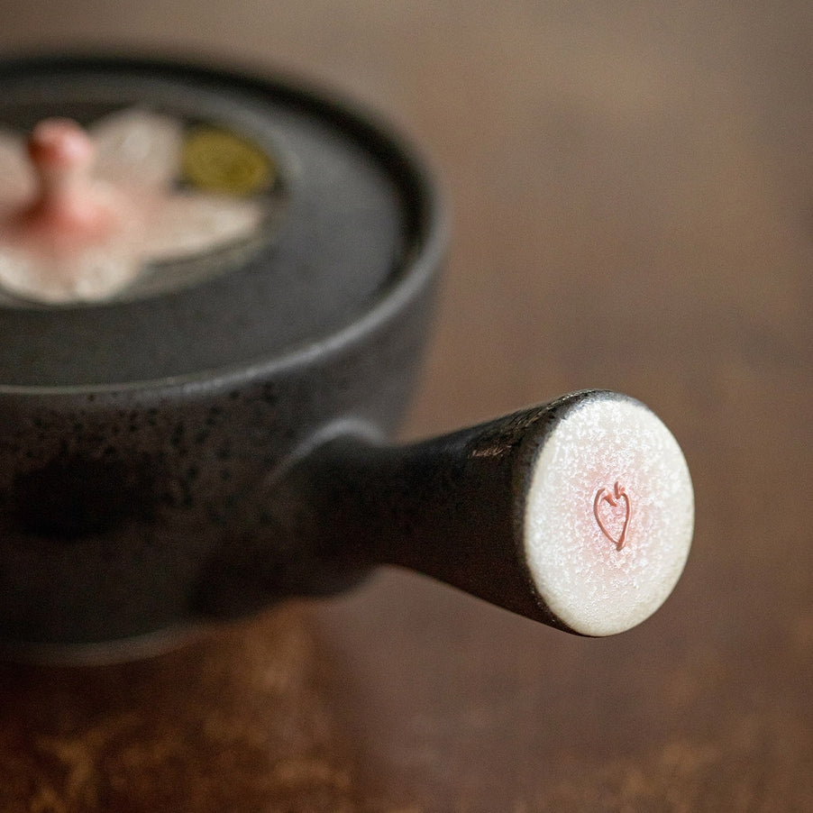 Ensemble de thé en céramique Yohen Sakura fait à la main de Arita Ware avec boîte en bois