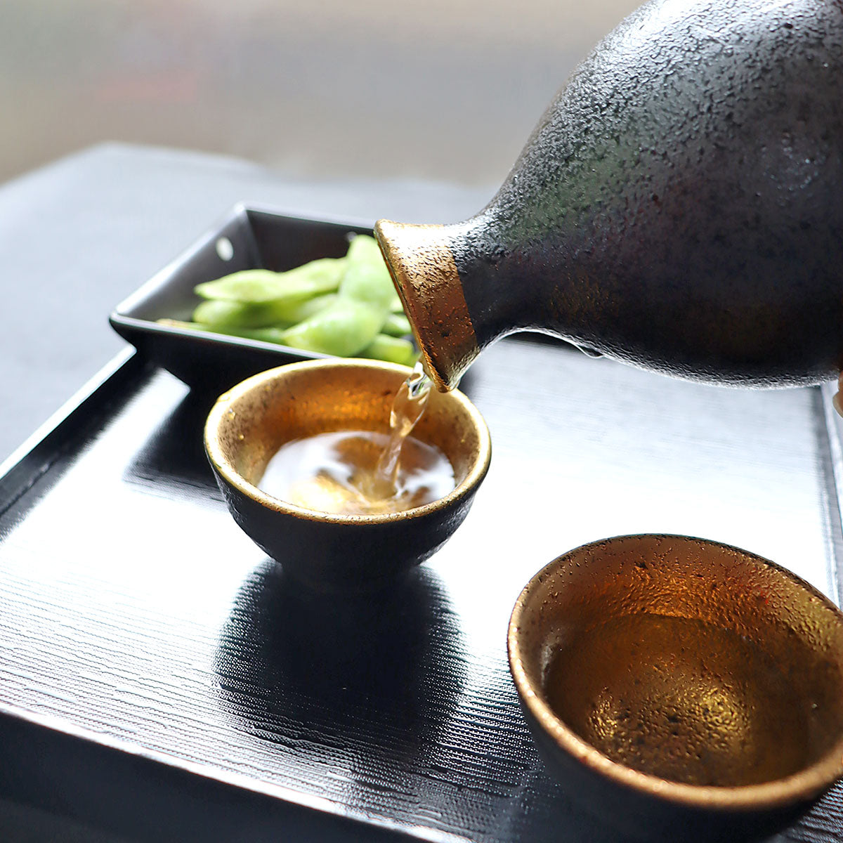 Jinpo Handcrafted Kinsai Gold Ochoko Sake Set with Wooden Box - MASU