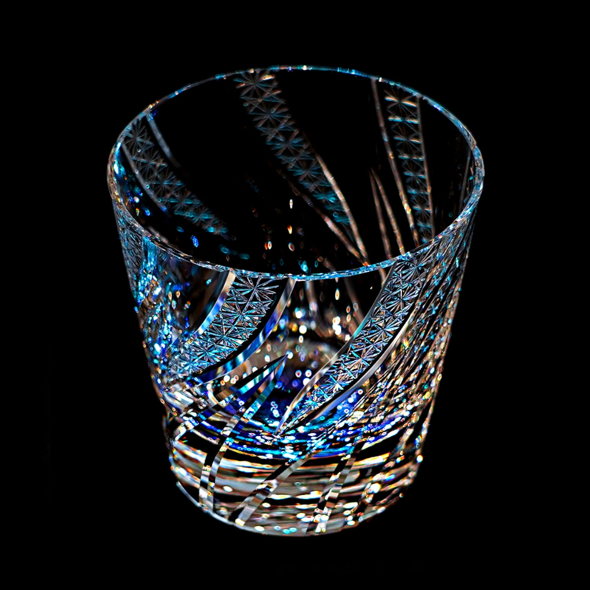 Verre à whisky en cristal iridescent Ryusei fait main Edo Kiriko avec coffret en bois