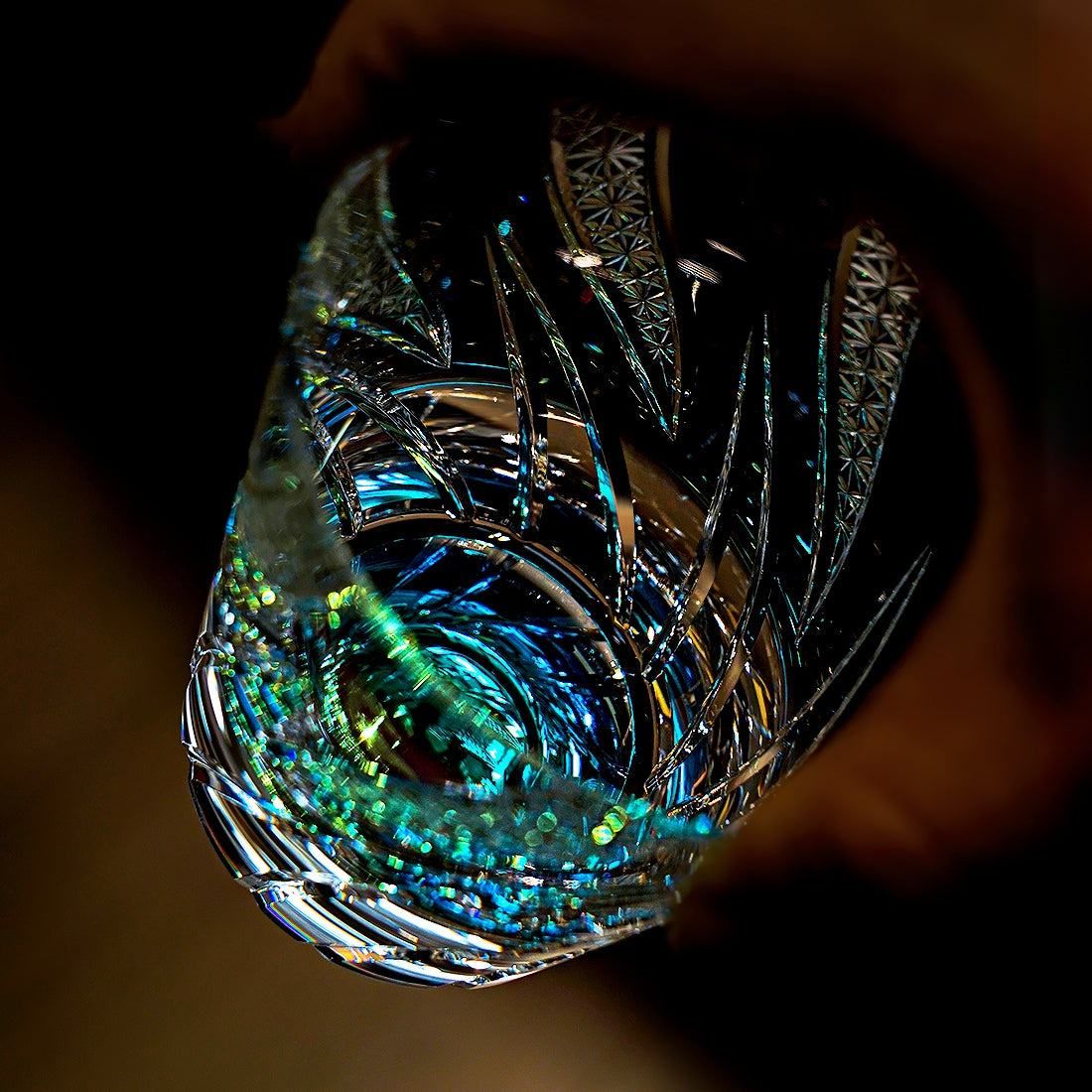 Verre à whisky en cristal iridescent Ryusei fait main Edo Kiriko avec coffret en bois