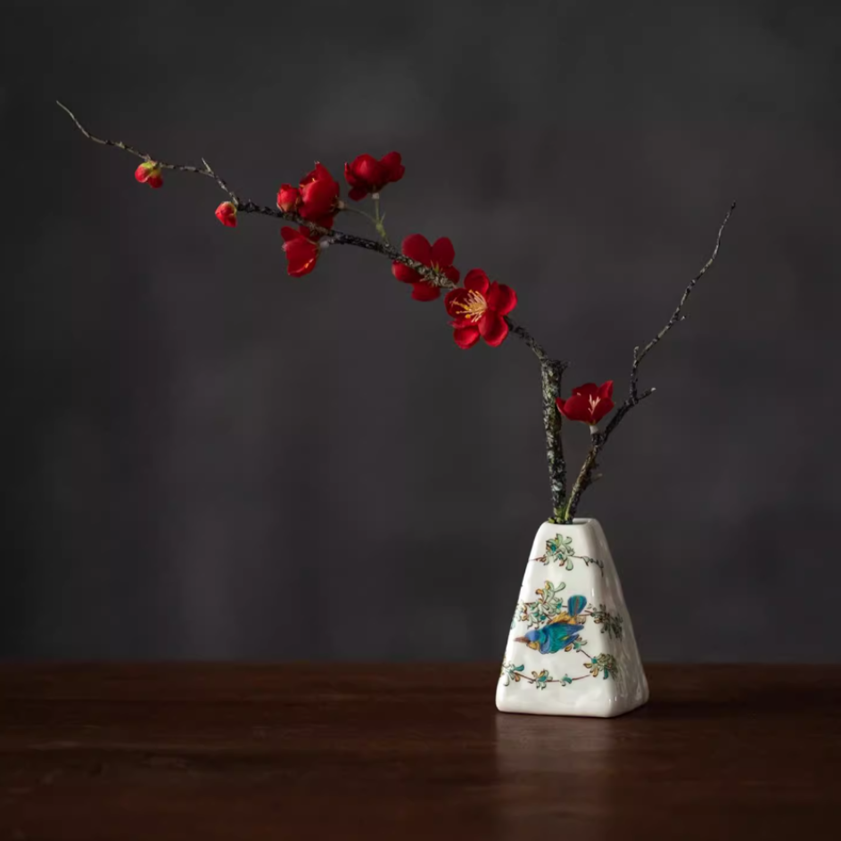 Kutaniyaki Handcrafted Sparrow Floral Vase