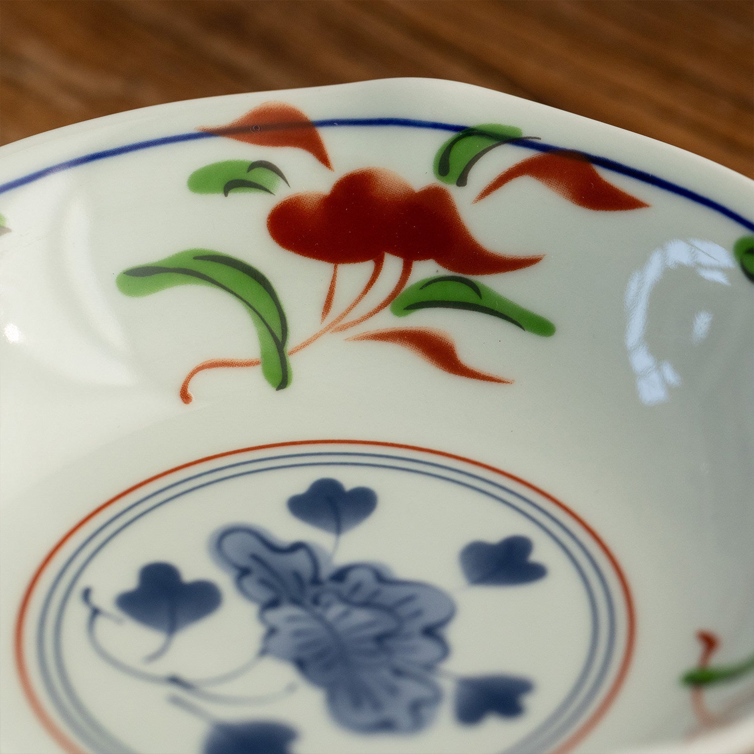 Arita Ware Handcrafted Akae Banreki Botan Kobachi Bowl