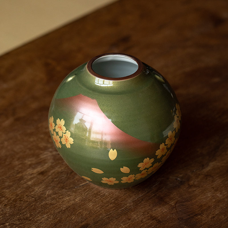 Kutaniyaki Handcrafted Yama no Megumi Vase Collection