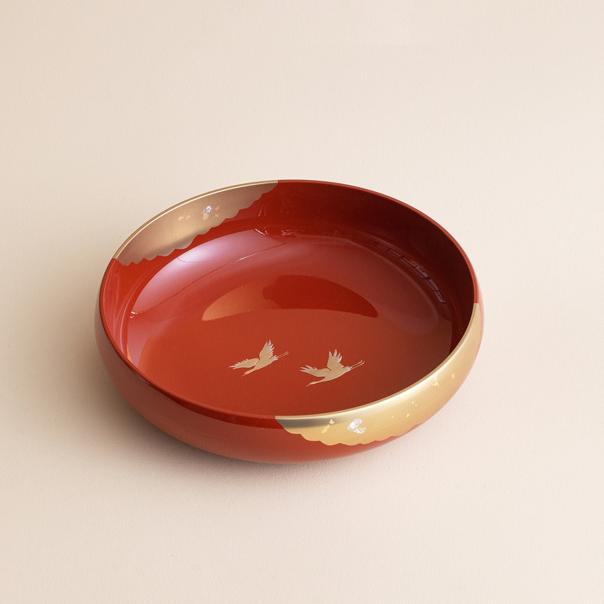 Japanese Handcrafted Circular Cranes Lacquer Resin Bowl