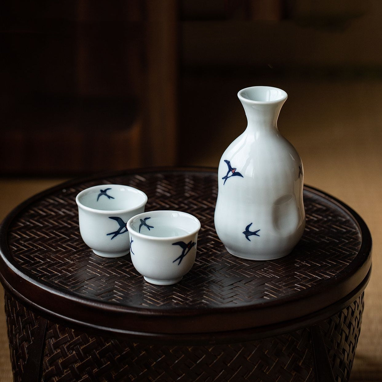 Hasami Ware Tsubame Sake Set