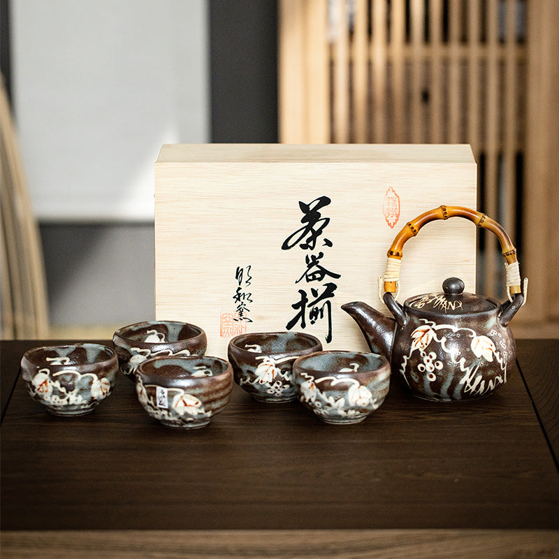 Shino Ware Haruaki Tea Set of Five