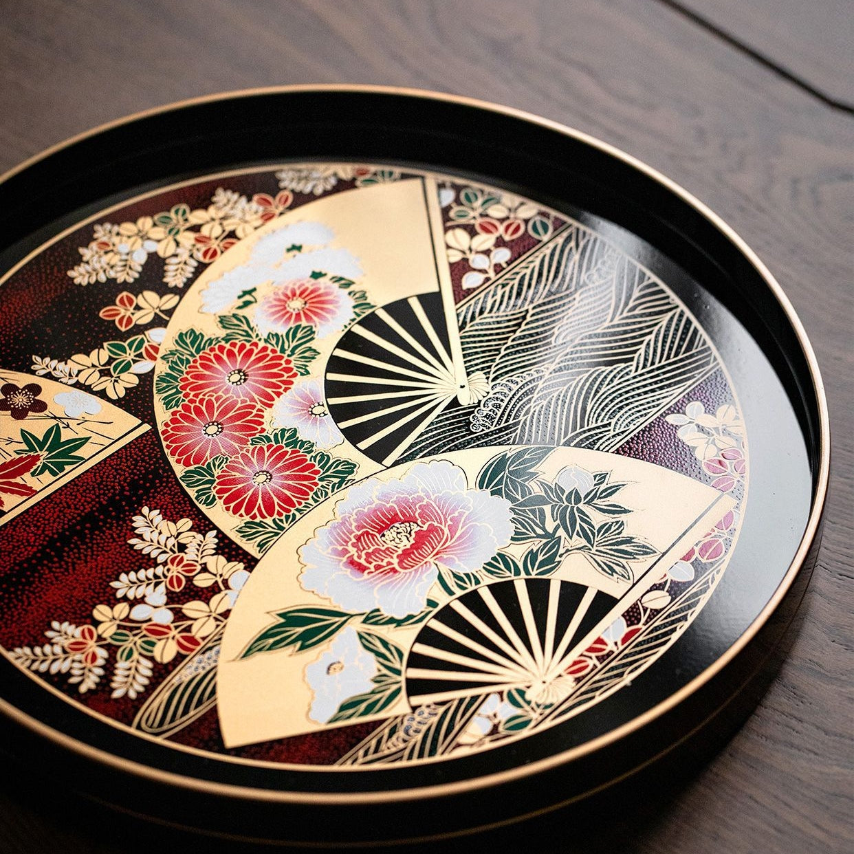 Yamanaka Shikki Handcrafted Senbu Tray