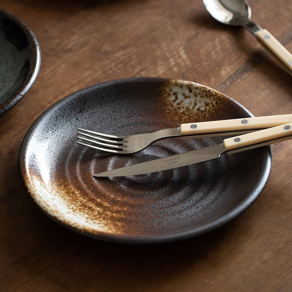 Hatsuichi Mino Ware Handcrafted Wabi Sabi Deep Plate