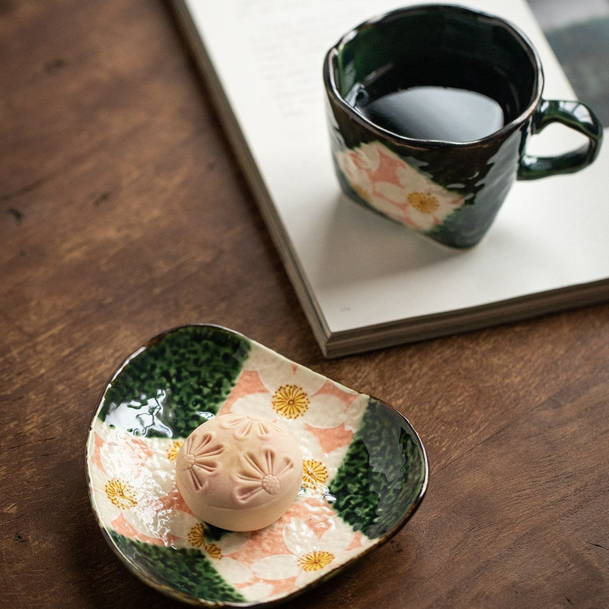 Hatsuichi Mino Ware Handcrafted Oribe Sakura Ceramic Coffee Cup/Saucer Set