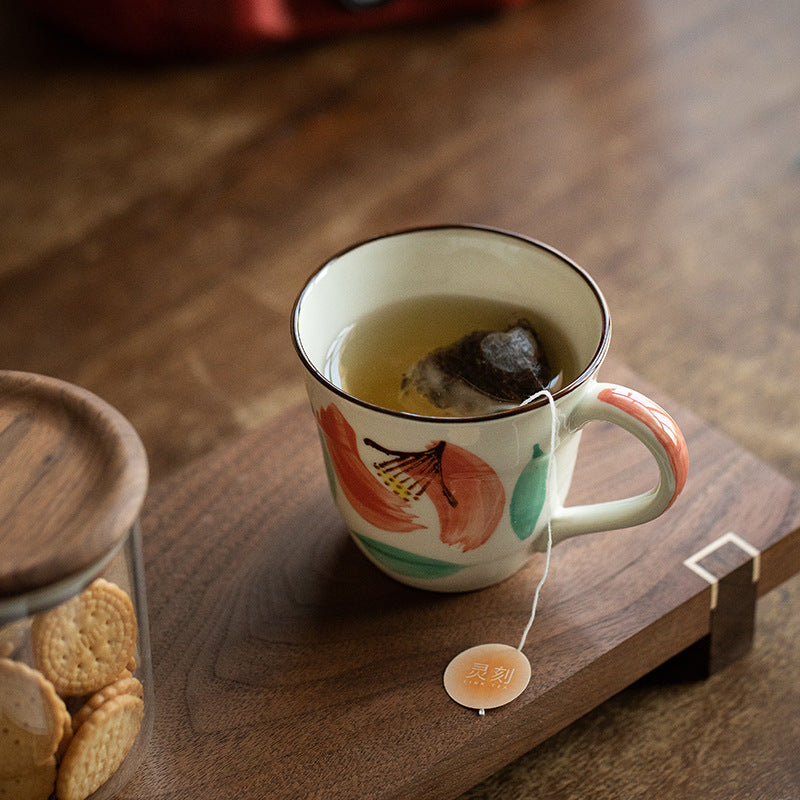Collection de mugs en céramique Hana Kasane de Hatsuichi Mino Ware