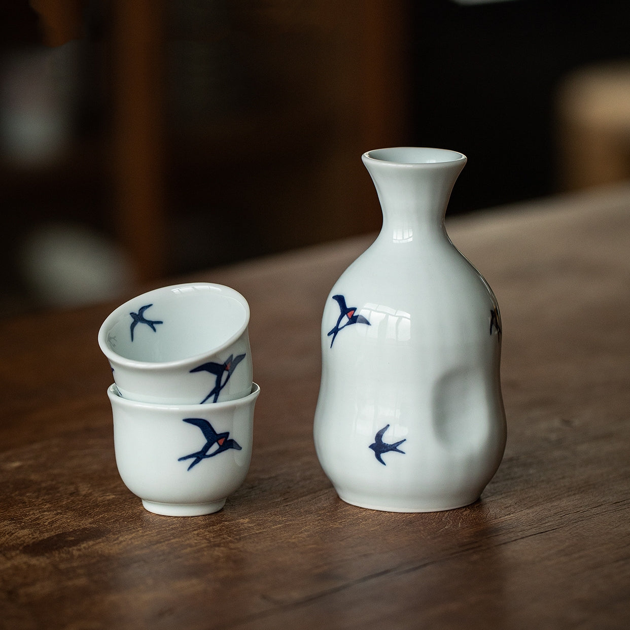 Hasami Ware Tsubame Sake Set