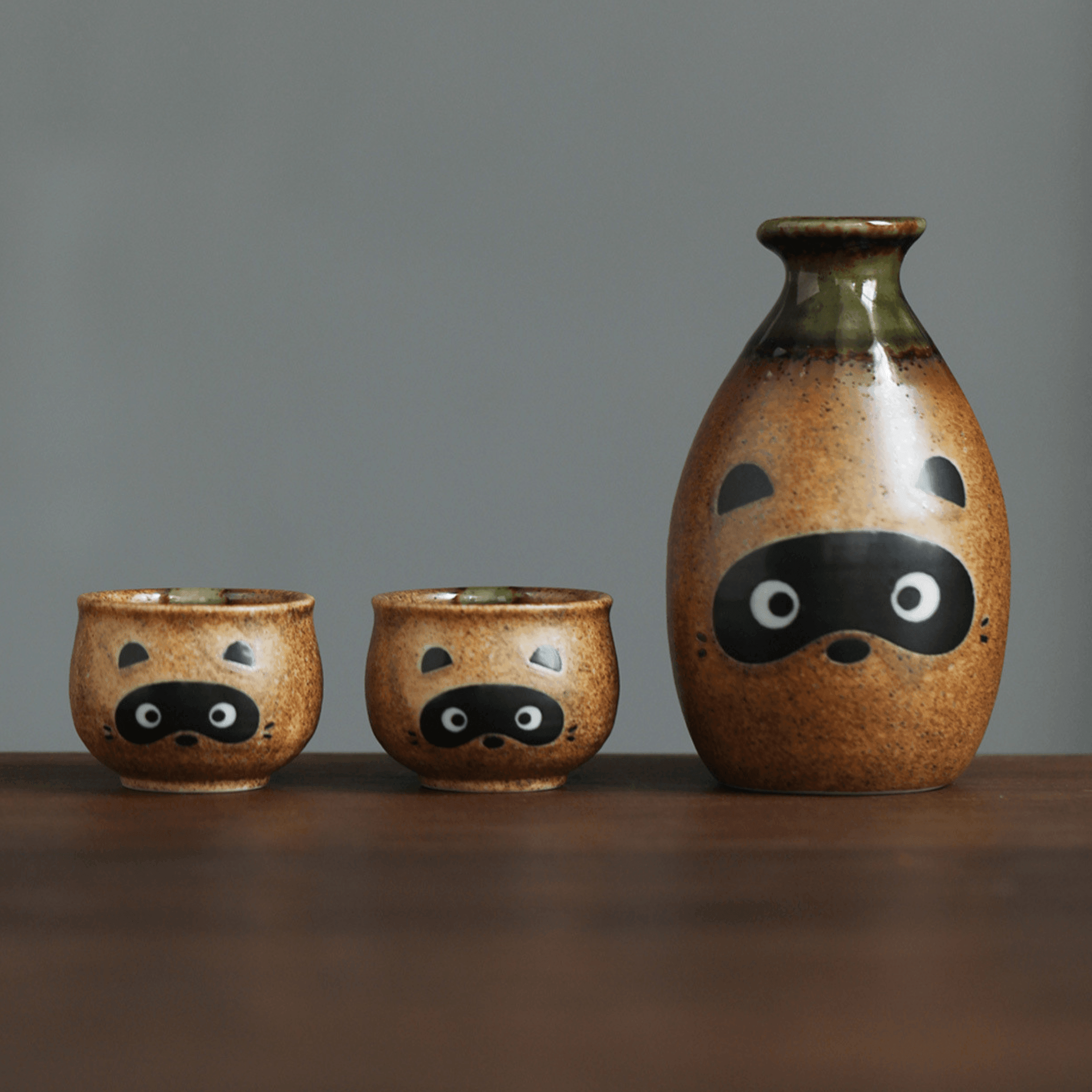 Japanese Ceramic Tanuki (Raccoon) Sake Set - MASU