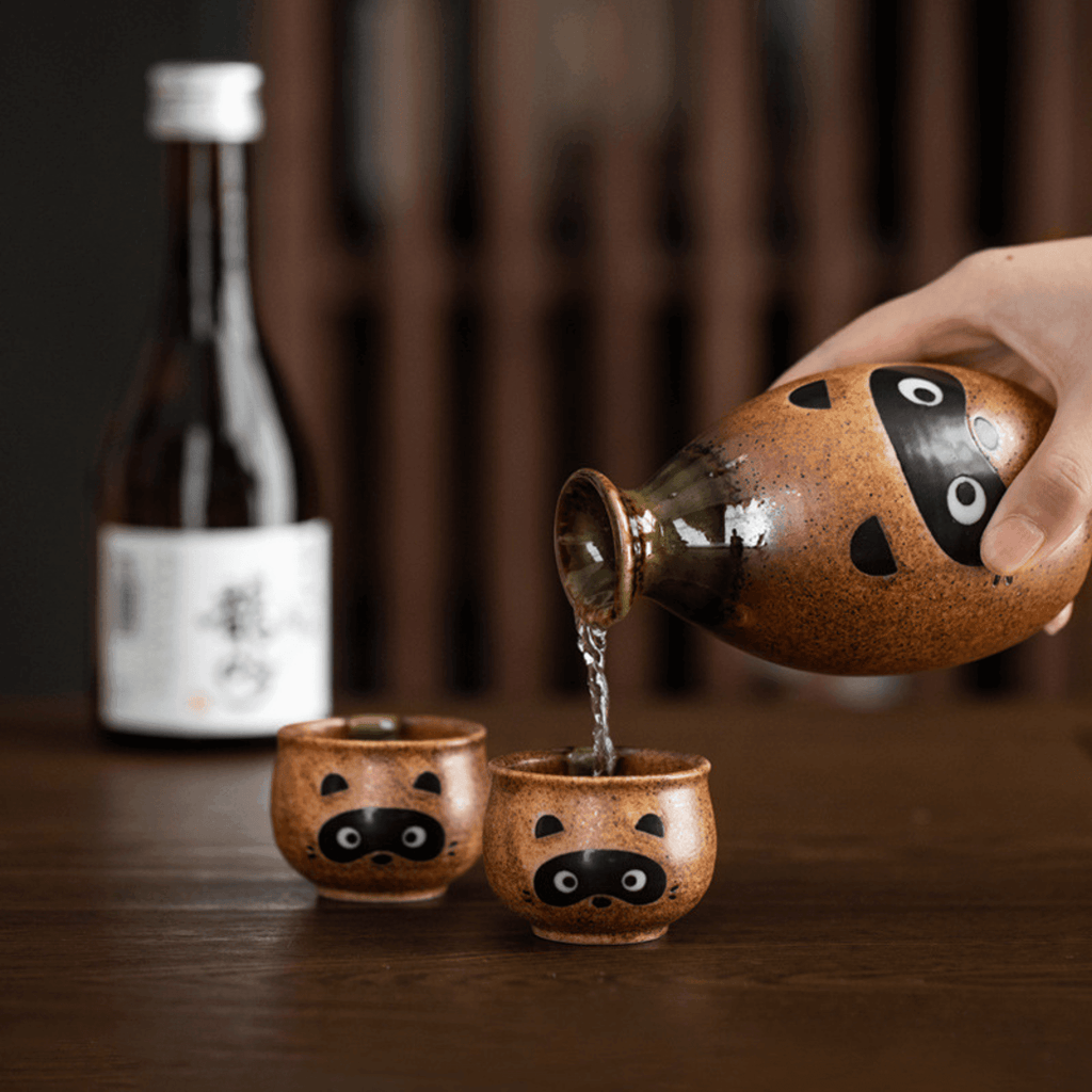 Japanese Ceramic Tanuki (Raccoon) Sake Set MASU
