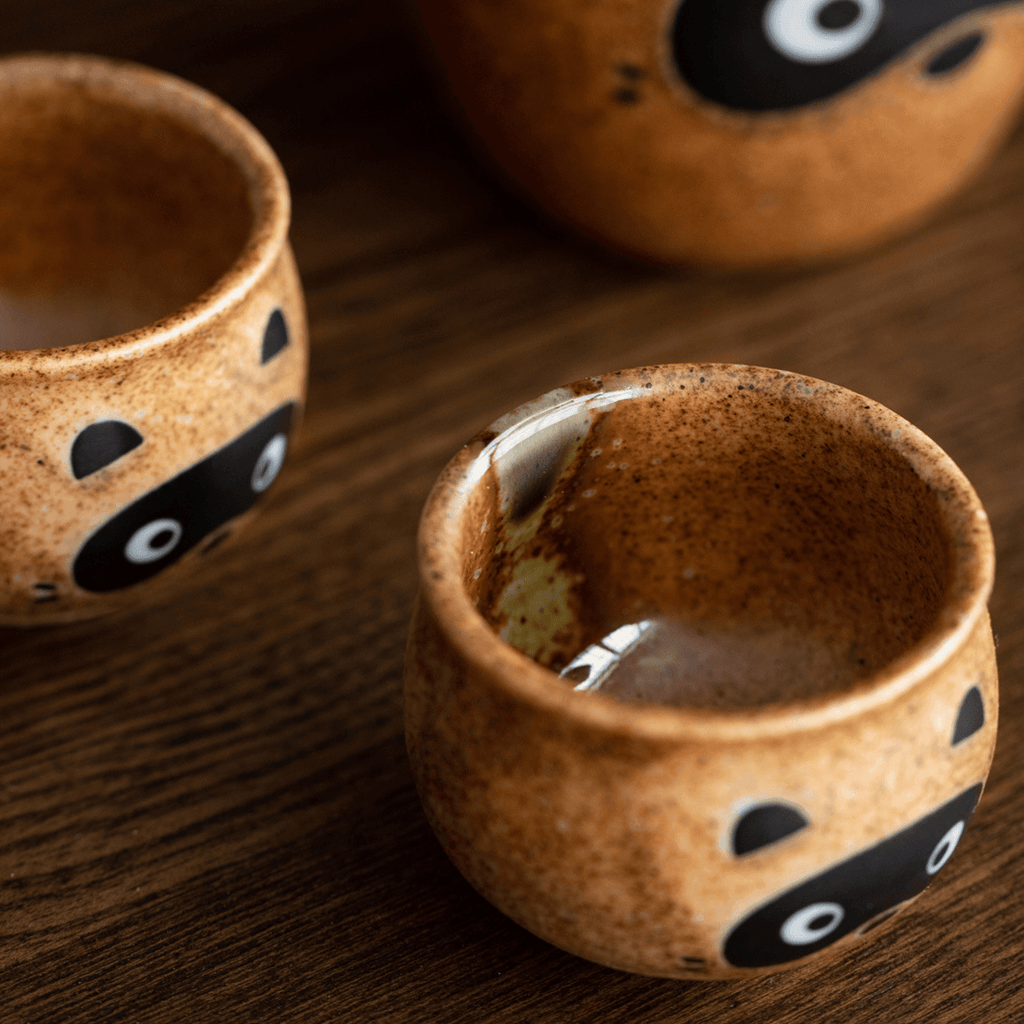 Japanese Ceramic Tanuki (Raccoon) Sake Set MASU