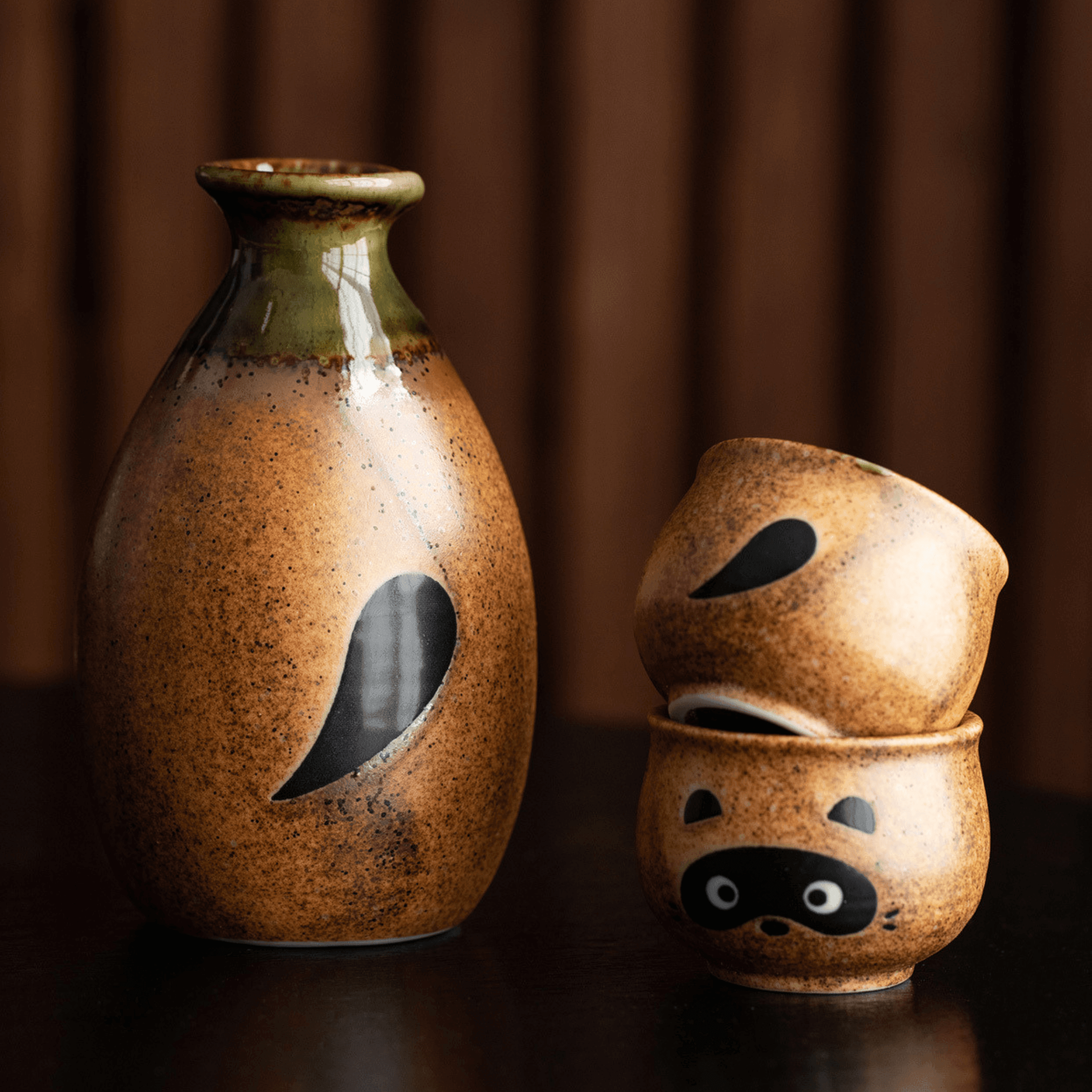 Japanese Ceramic Tanuki (Raccoon) Sake Set - MASU