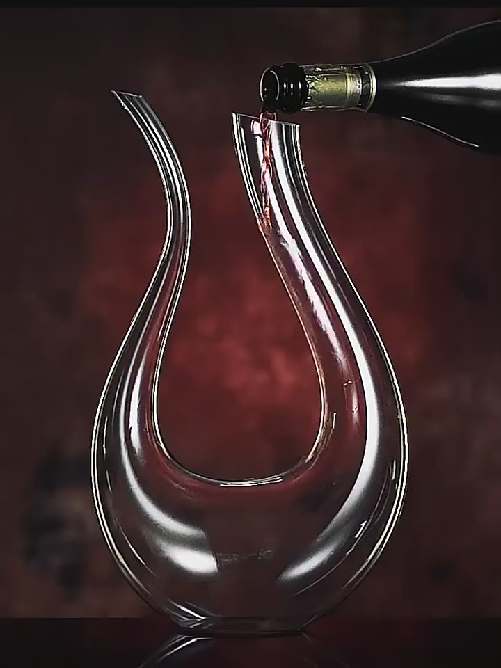 Decanters vs. Carafes: Types, Uses, & More